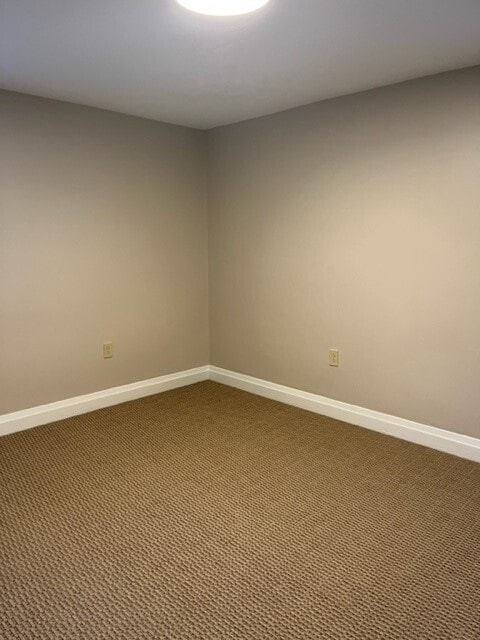 Bedroom 2 - 2nd Floor - 516 Chestnut St