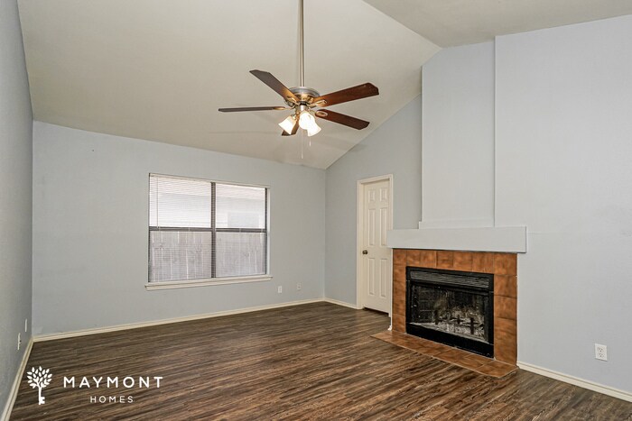 Building Photo - 8039 Sunshine Trail Dr