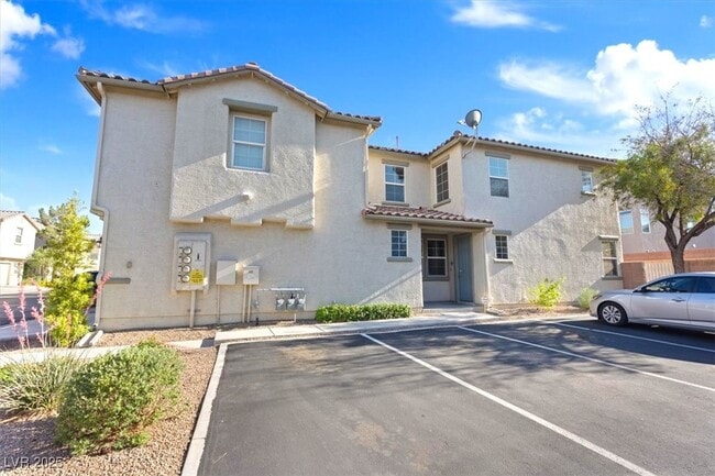 Building Photo - 6250 W Arby Ave