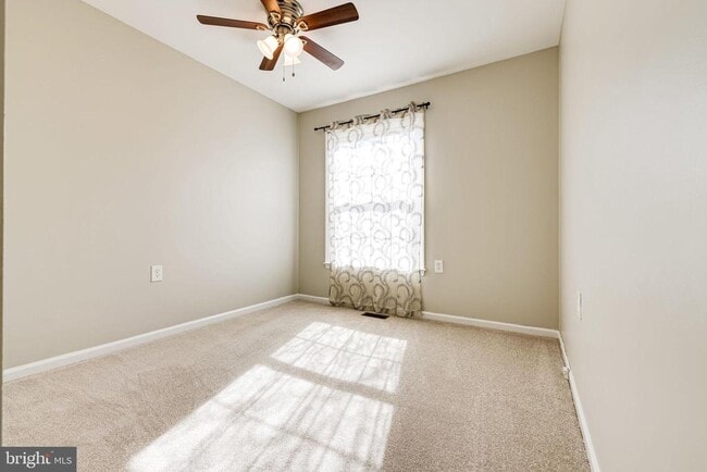 Building Photo - 6120 Talavera Ct