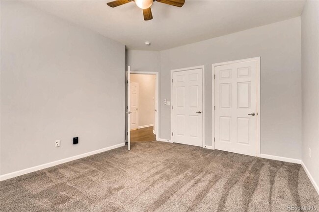 Building Photo - Charming 2 bedroom/ 2-bathroom unit in Castleview Condominium complex- Great location - 1 car gar...