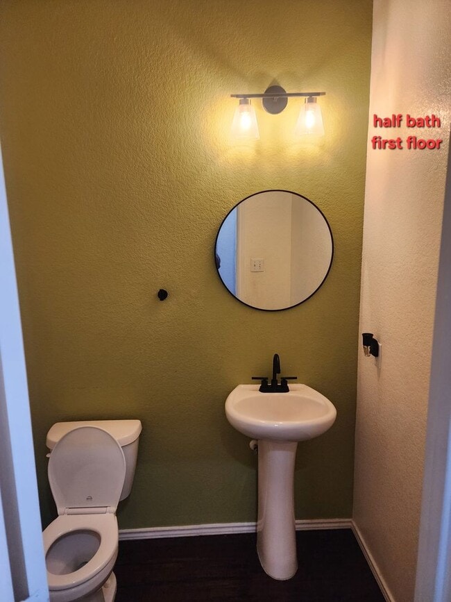 Building Photo - Owner still upgrading. Photos are not final product(Updating Soon)