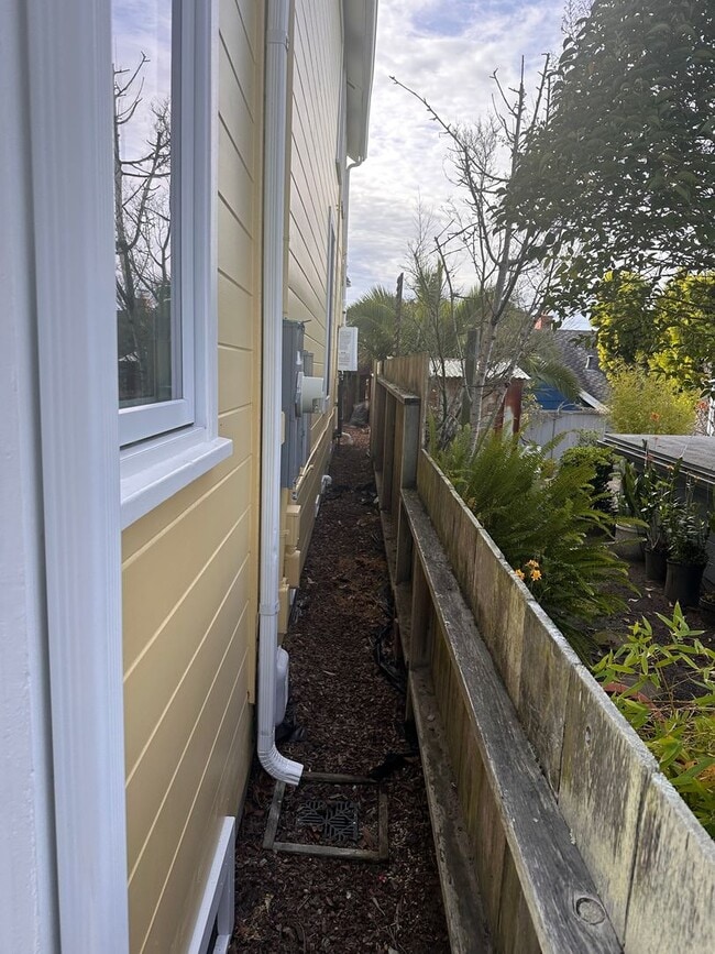 Building Photo - PG Victorian