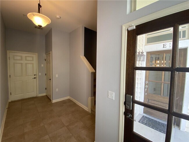 Building Photo - 4417 Mattie St