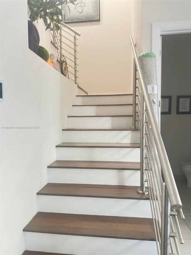 Building Photo - 8443 NW 47th St