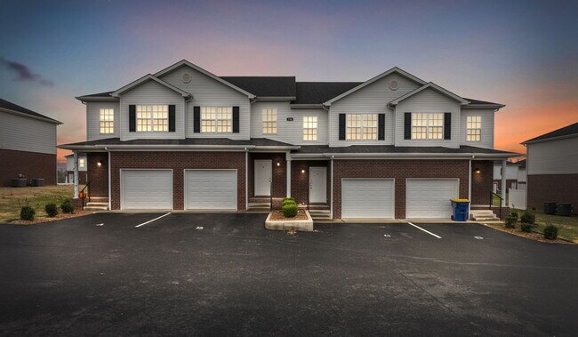 Primary Photo - 730 Village Creek Dr