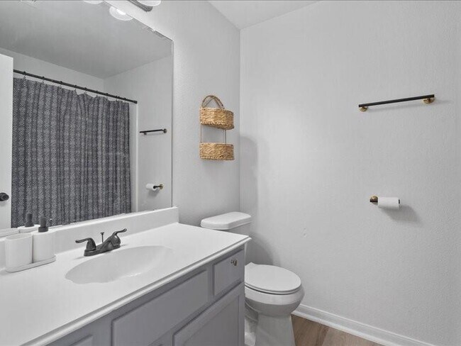 Building Photo - 5303 Edenbourgh Ln