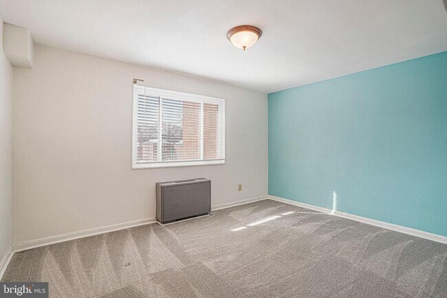 Building Photo - 95 E Wayne Ave