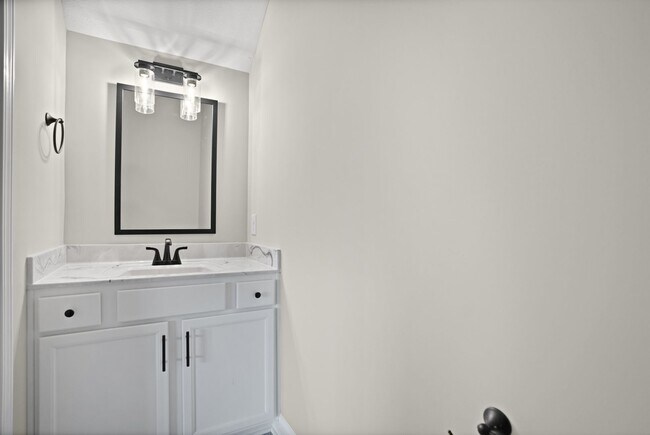 Building Photo - New Construction Ruby Floor Plan Near Exit 4