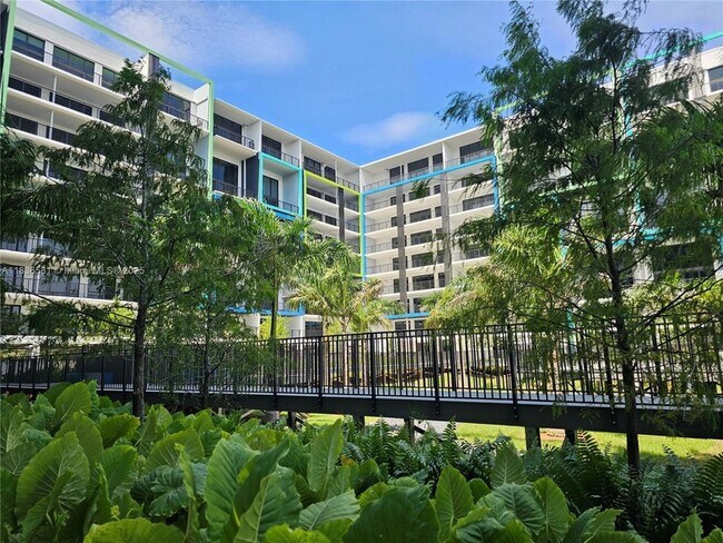 Building Photo - 4400 Sunrise Blvd