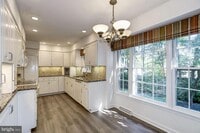 Building Photo - 9012 Penn Manor Ct