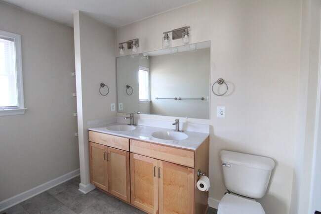 Building Photo - 1428 Appaloosa Ct