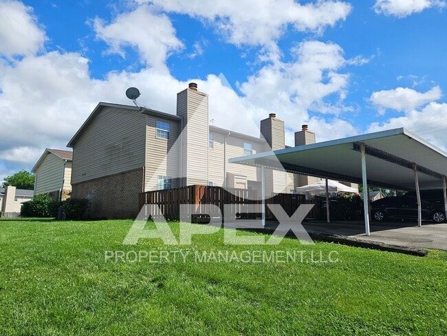 Primary Photo - Nice 3Bd 1.5 Townhouse in WEST KNOX off Ce...