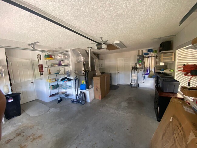 Building Photo - Beautiful Over Sized TURNKEY SEASONAL 2 bed 2 bath Rental on Golf Course in Polo Ridge