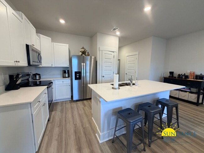 Building Photo - Beautiful 2 Story Townhouse in Milton – Close to Schools, Shopping & NAS Whiting Field!
