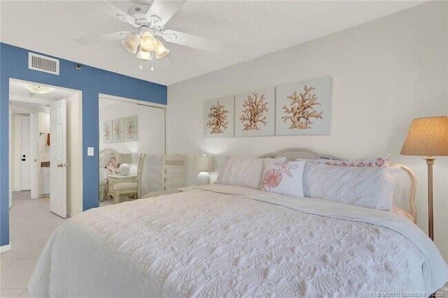 Building Photo - 2400 S Ocean Dr