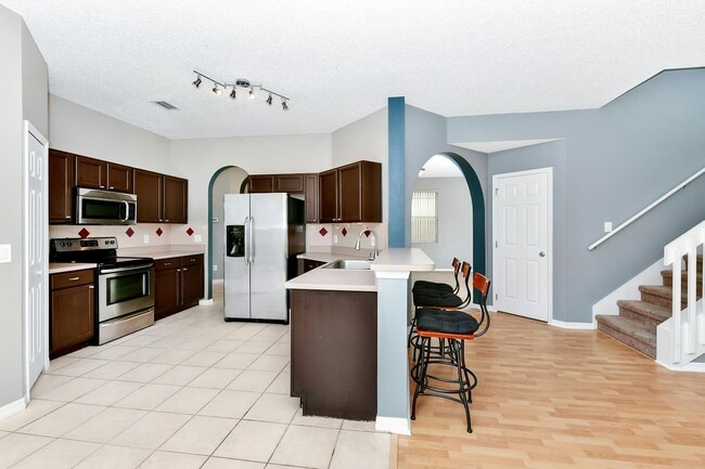Building Photo - 3449 Foxcroft Cir