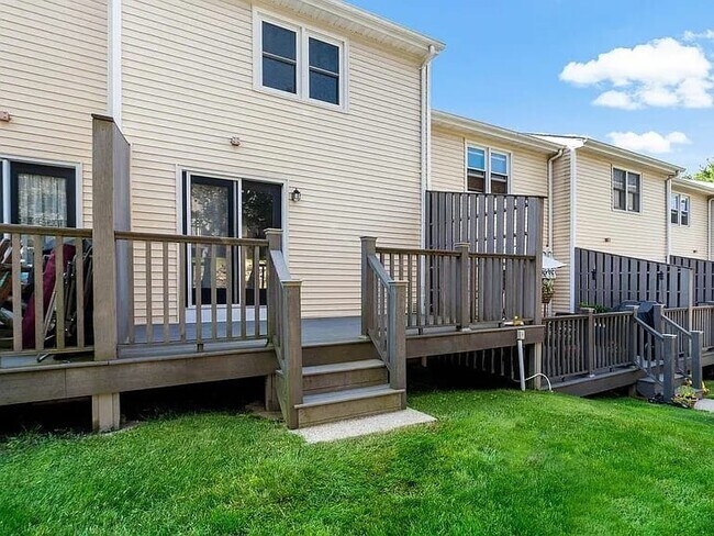 Building Photo - 47 47 Morgan Ave