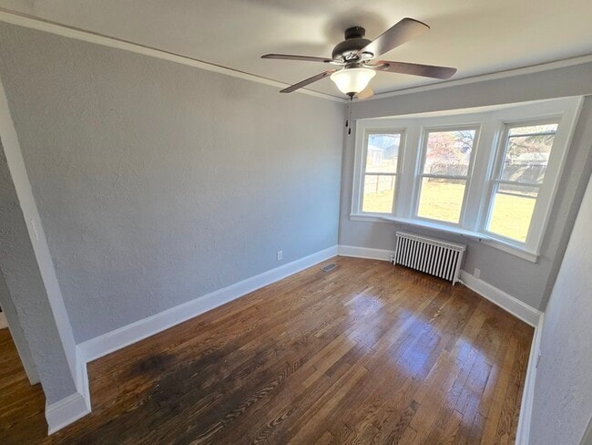 Building Photo - 3504 Chesapeake Blvd