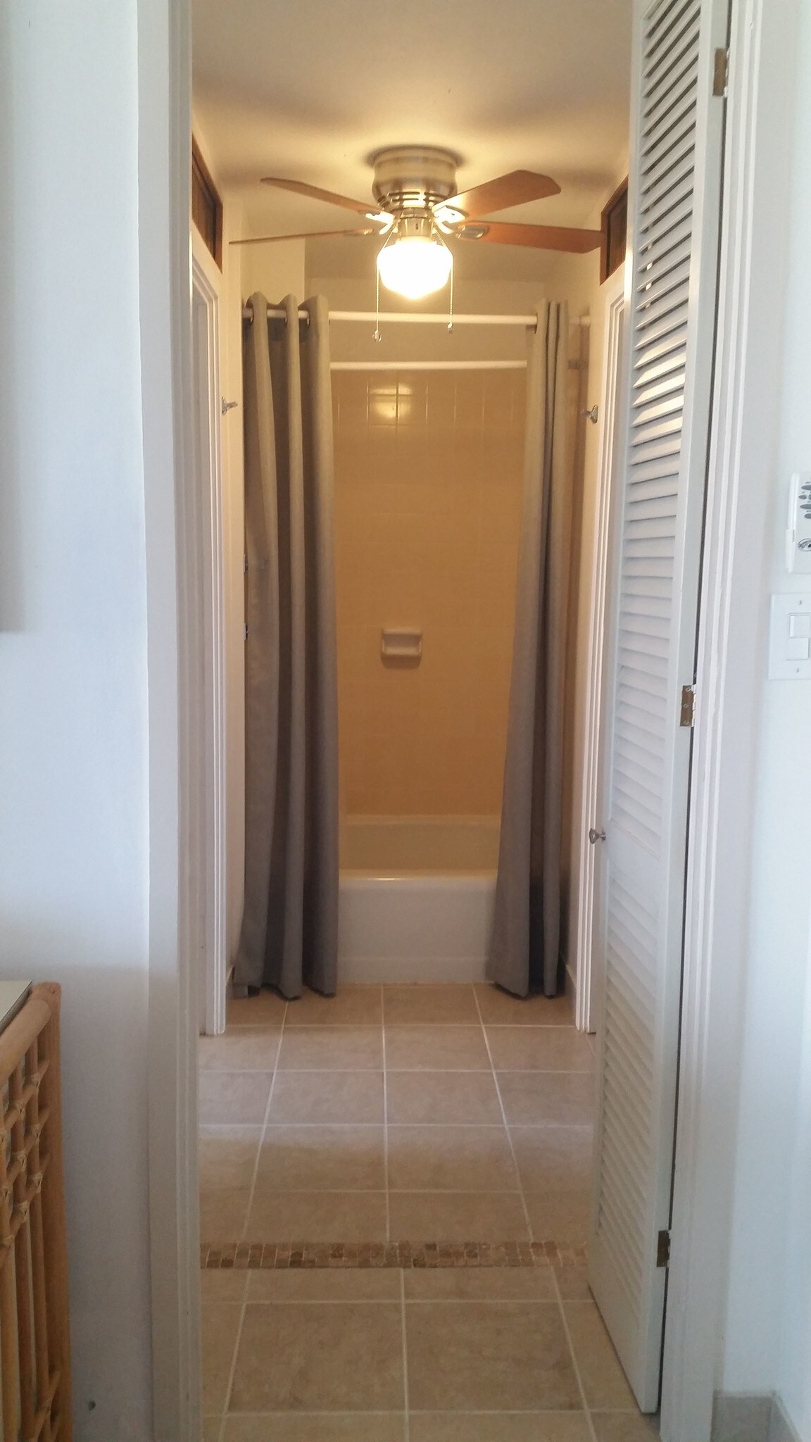 Building Photo - 1676 Ala Moana Blvd