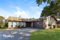 Building Photo - 7355 Greenacres Dr