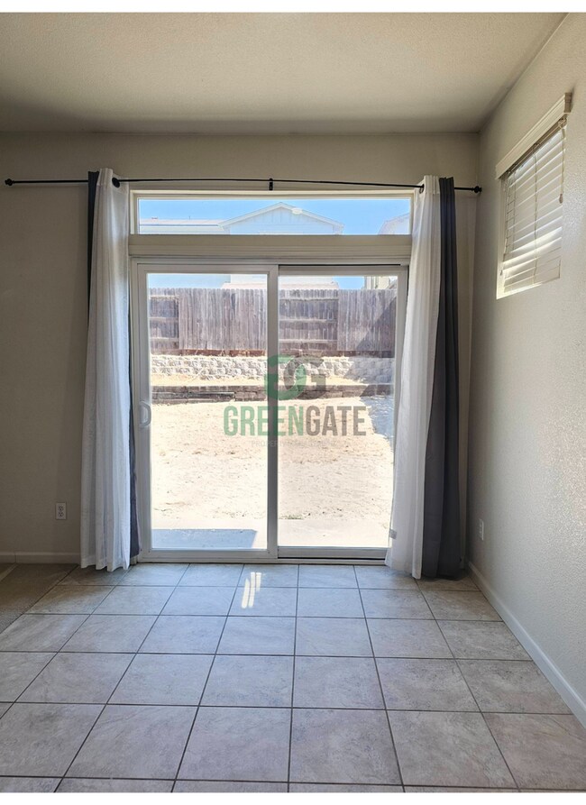Building Photo - Lovely 1 Story Home in Riverpointe Communi...