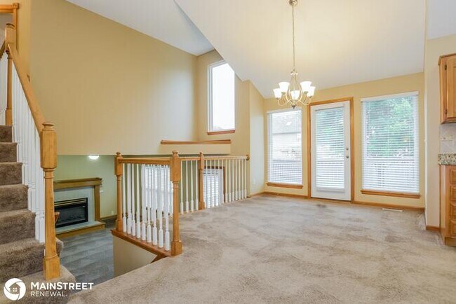 Building Photo - 1608 Tyler Dr, Raymore, MO 64083