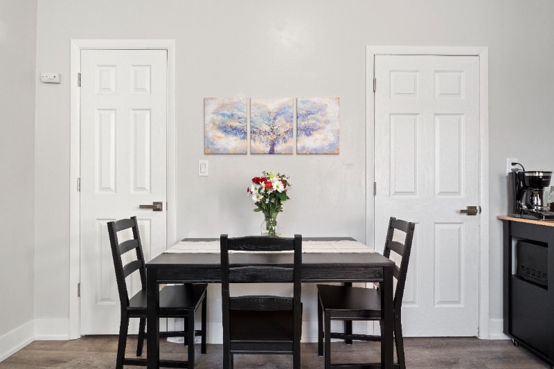 Building Photo - 2345 W 21st St