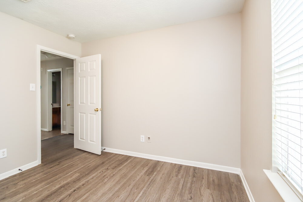 Building Photo - 21506 Lovis Way