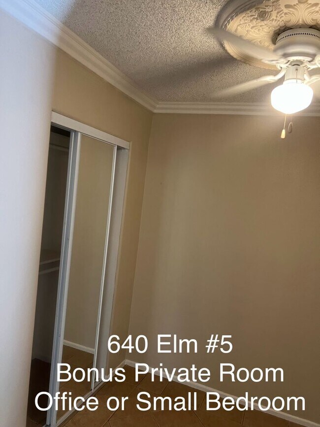 Building Photo - Walk to Downtown & Beach!!