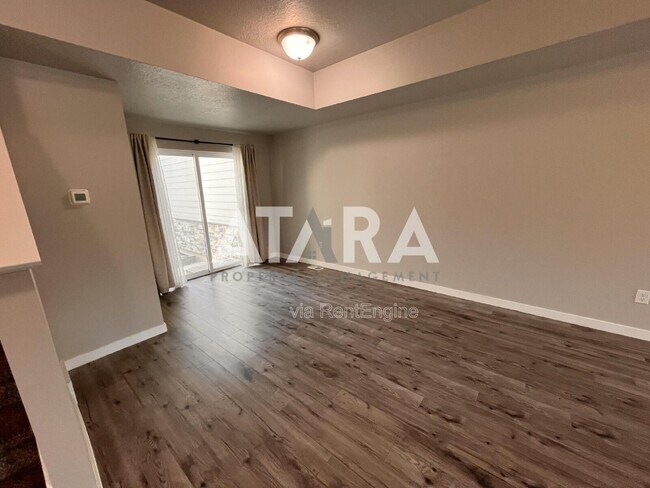 Building Photo - 5011 N Marble Fox Way