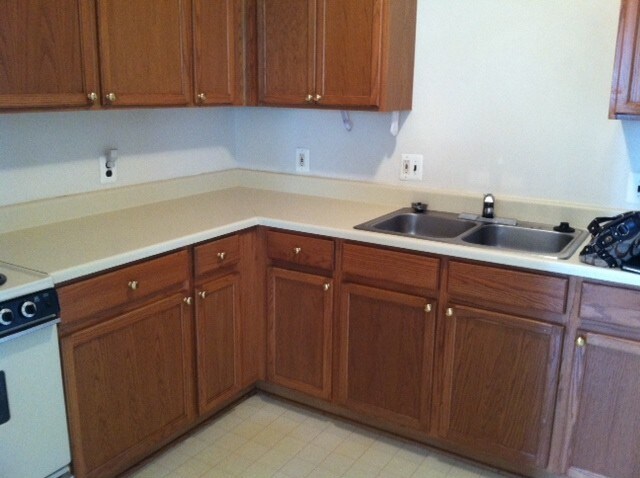 Building Photo - 24925 Jefferson Ave