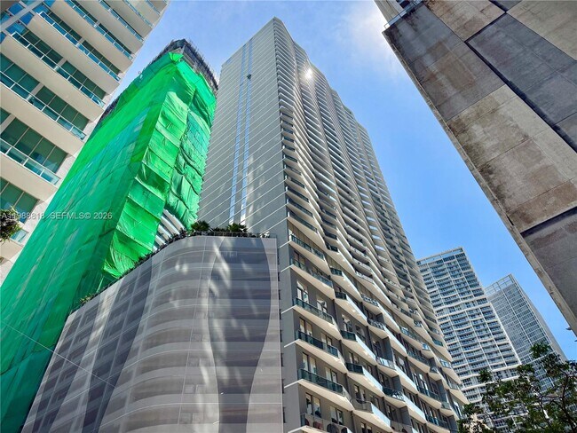 Building Photo - 77 SE 5th St