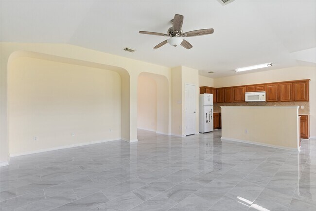 Building Photo - 7710 Sapulpa Ln