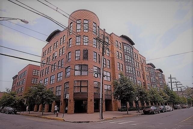Building Photo - 659 1st St