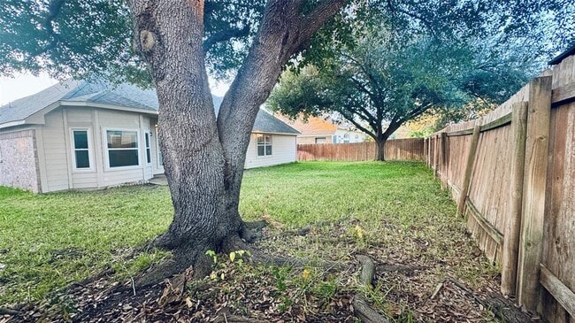 Building Photo - 1505 Shady Hillside Pass
