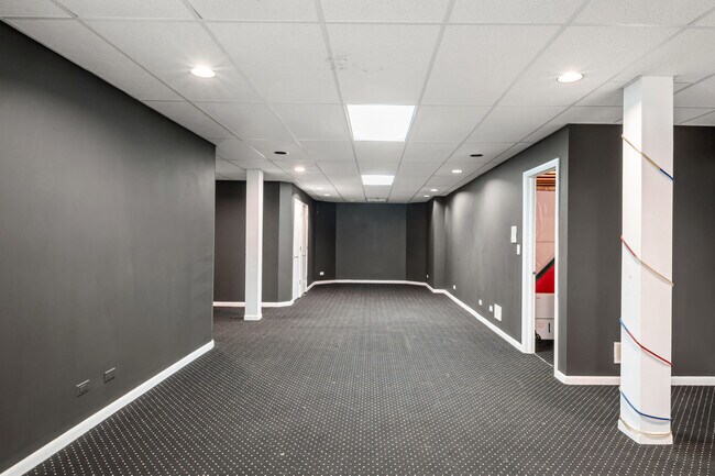 Building Photo - 22929 N Woodcrest Ln