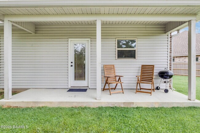 Building Photo - 106 Virtuous St