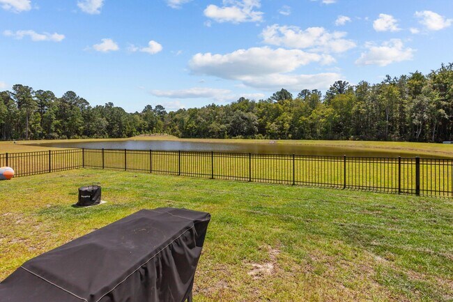 Building Photo - 168 Bottlebrush Dr