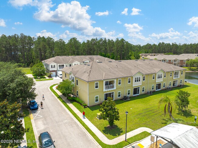 Building Photo - 131 Burnett Ct