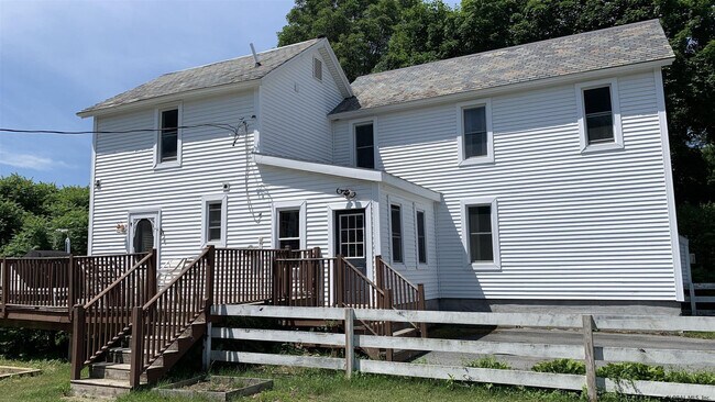 Building Photo - 234 Colebrook Rd