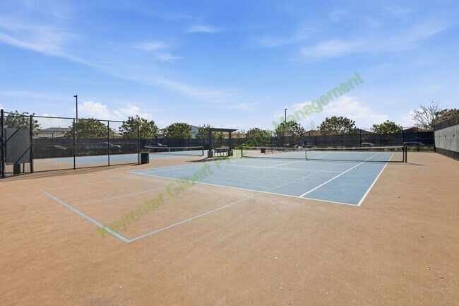 Building Photo - Modern Mesa Living in a Prime East Valley Location