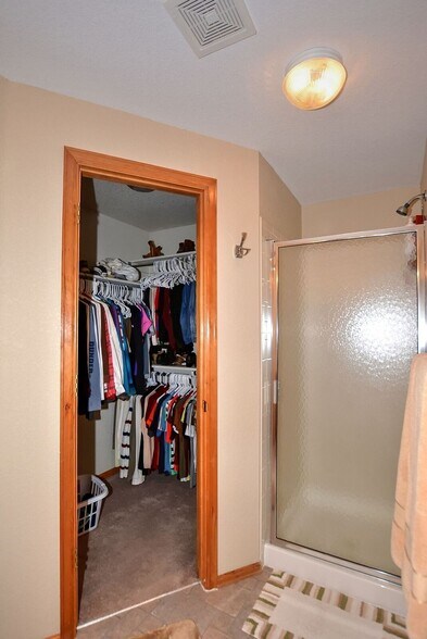 Building Photo - 403 Peyton Dr