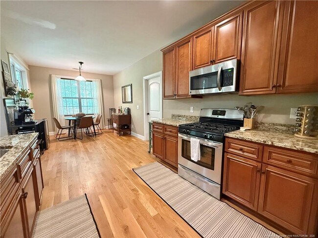 Building Photo - 476 Clearwater Harbor