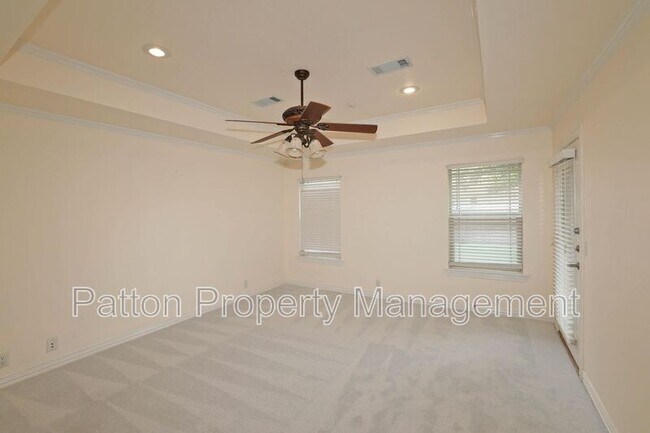 Building Photo - 6802 Thunder Rd