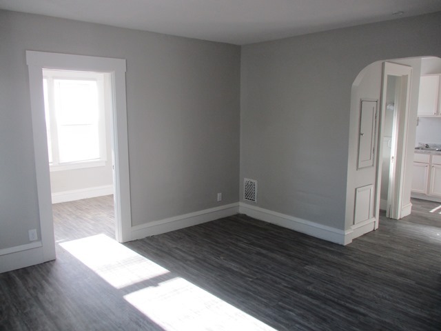 Building Photo - 312 N McLean St
