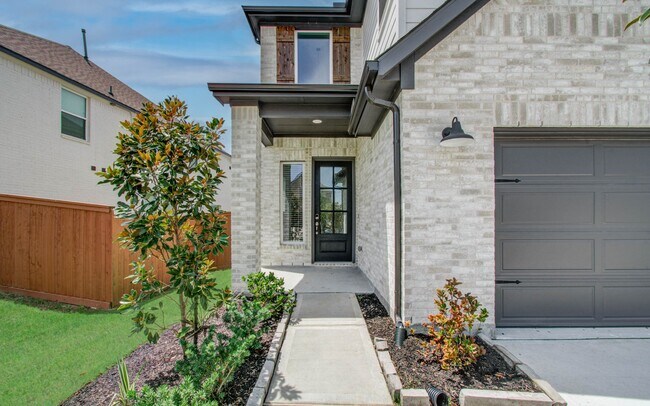 Building Photo - 24811 Harrow Mdw Dr