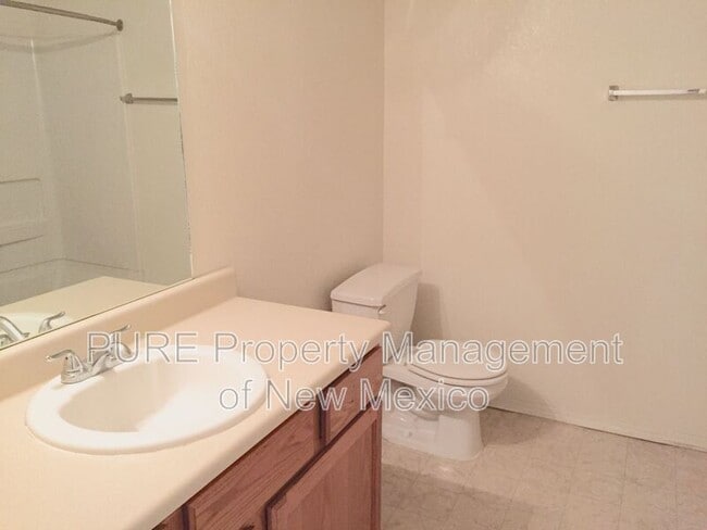Building Photo - 5609 Crown Ridge Rd NW