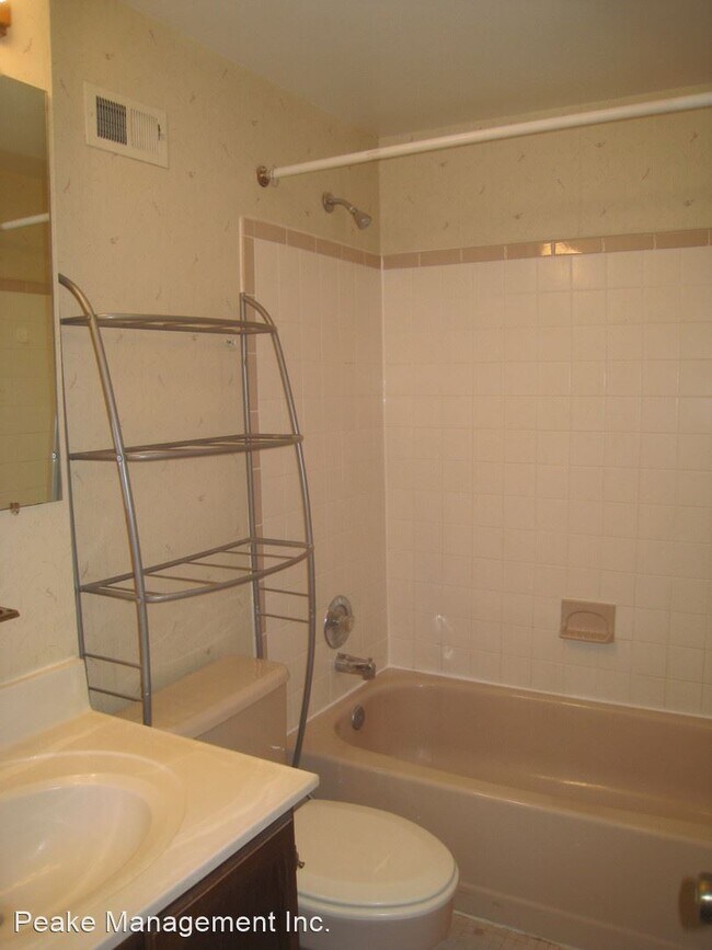 Building Photo - 2 br, 2 bath House - 4527 N. 11th Street