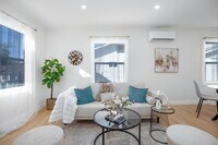 Building Photo - 2267 Las Flores Dr